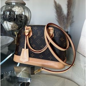 Louis Vuitton Alma Monogram bb